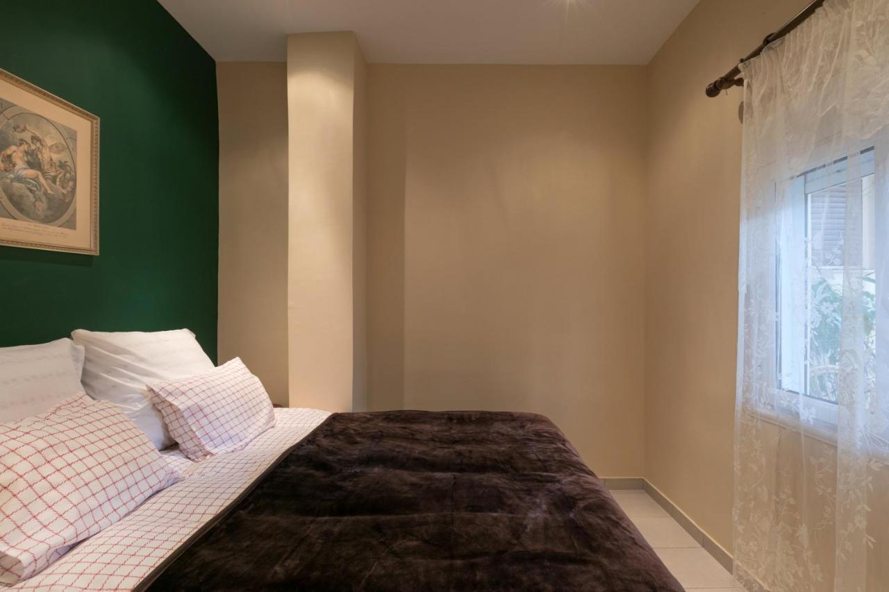 Angeliki'S Apartment Атина Екстериор снимка